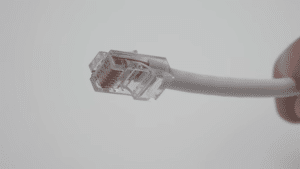 installer prise murale ethernet